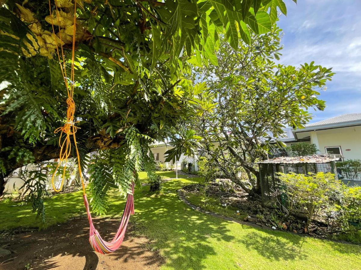 Lapu-Lapu Cottages & Restaurant Exterior photo